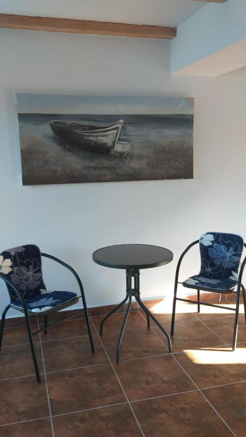 Escape Hotel Dubova Bagian luar foto